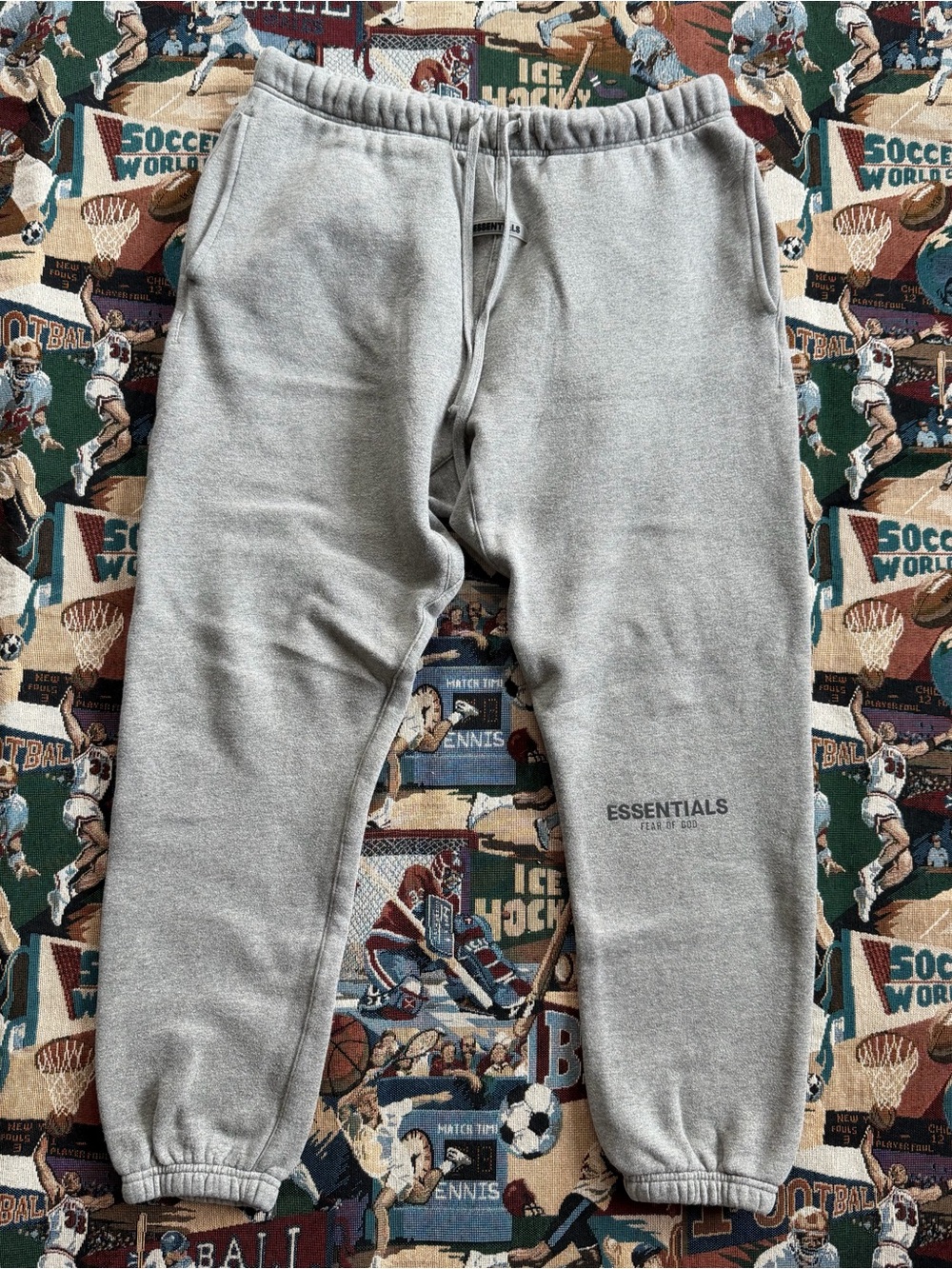 Men’s Gray Fear of God Essentials Drawstring Sweatpants Joggers
